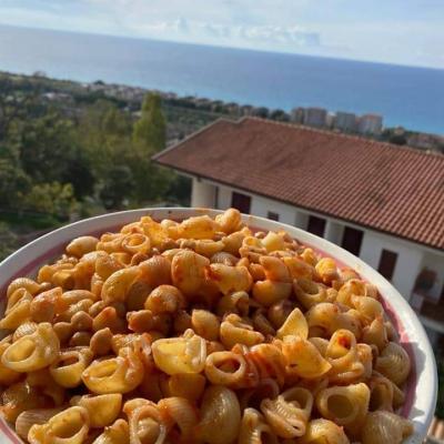 Pasta Al Sugo Con Ceci E Carne Di Maiale Cinzia Iorio Gnisci