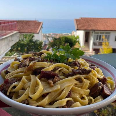 Tagliatelle Con Funghi E Salsiccia Gessica Iorio Gnisci